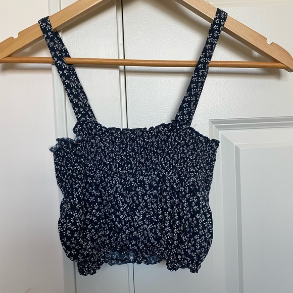 Floral Brandy Melville tank top - Picture 2 of 3